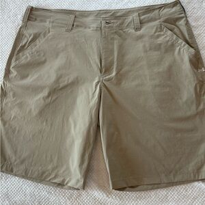 Under Armour Men's Classic Tan Flat Front Shorts